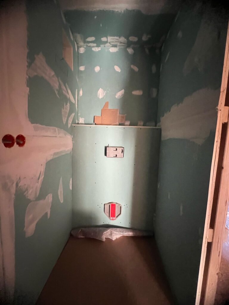 Bad mit Gipskarton belangt